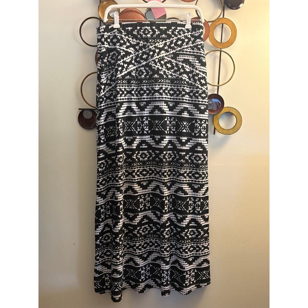 D3 Eci women’s medium midi to maxi dress black and white strapless